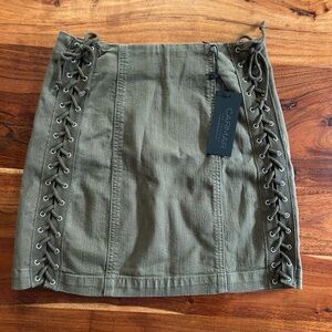 NWT carmar green lace up skirt Imogene